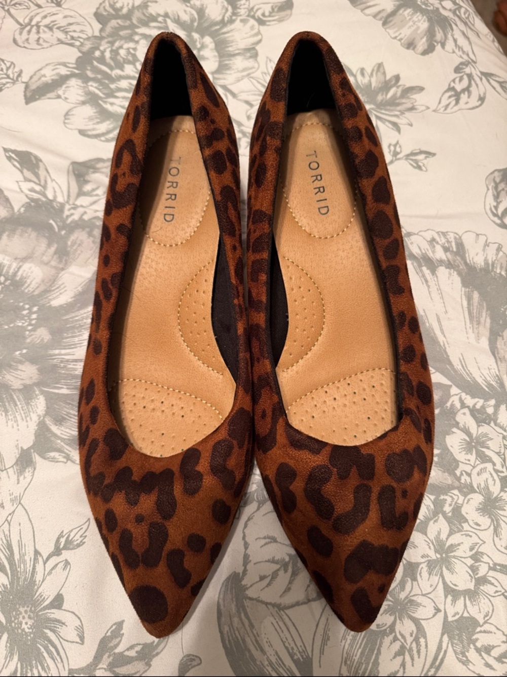torrid Leopard Print Pointed kitten heels in Brown and Black